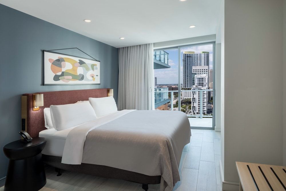 Atwell Suites Miami Brickell by IHG