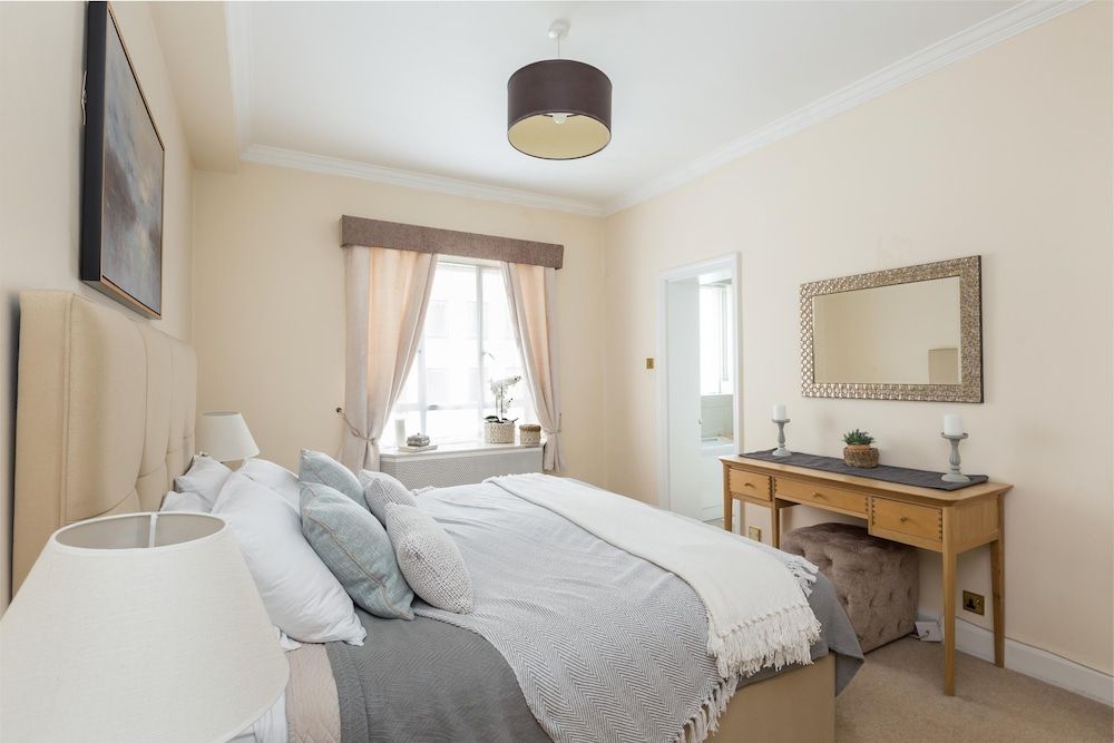 Park Lane Apartments - Shaw House Luxury Apartment, Accessible, Ensuite (2 bedoom ) 10