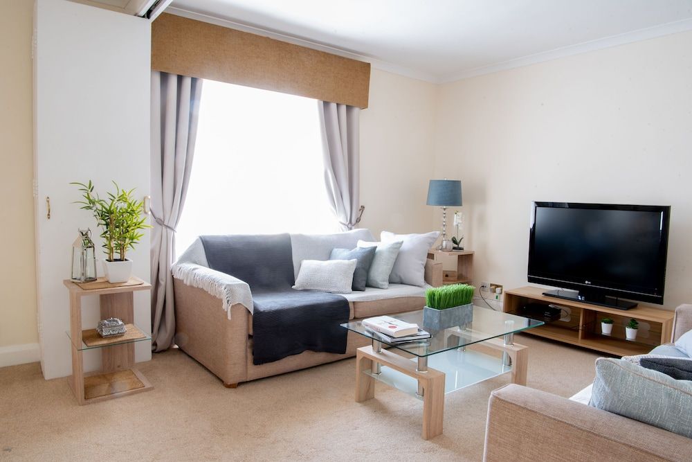 undefined Park Lane Apartments - Shaw House 9