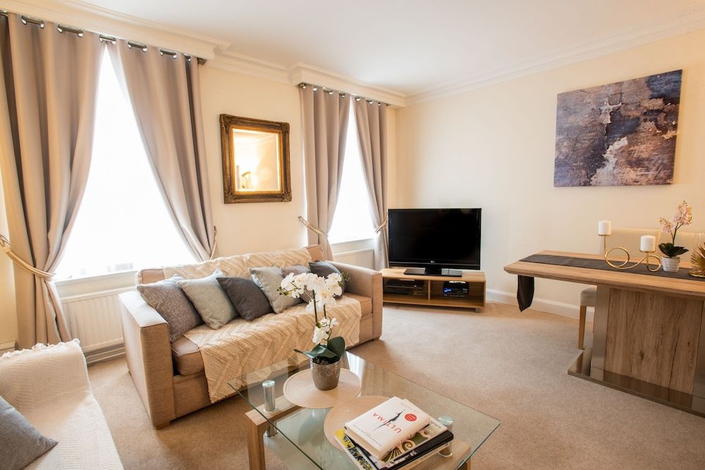 Park Lane Apartments - Shaw House Luxury Apartment, Accessible, Ensuite (2 bedoom ) 26