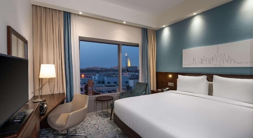Hampton by Hilton Dubai Al Barsha King Guest Room Smoking