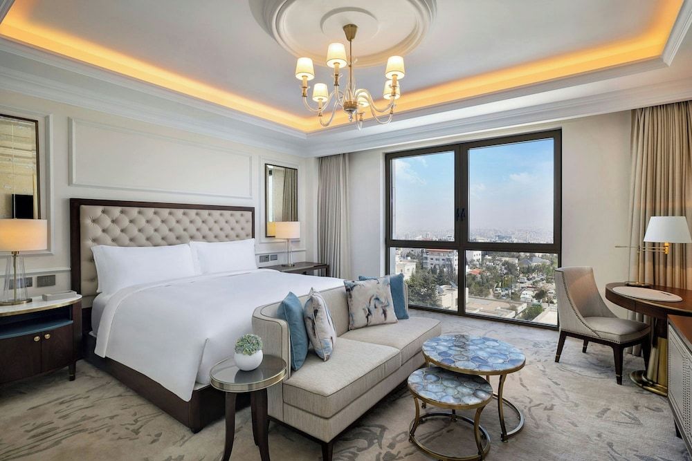 undefined The Ritz-Carlton, Amman 10