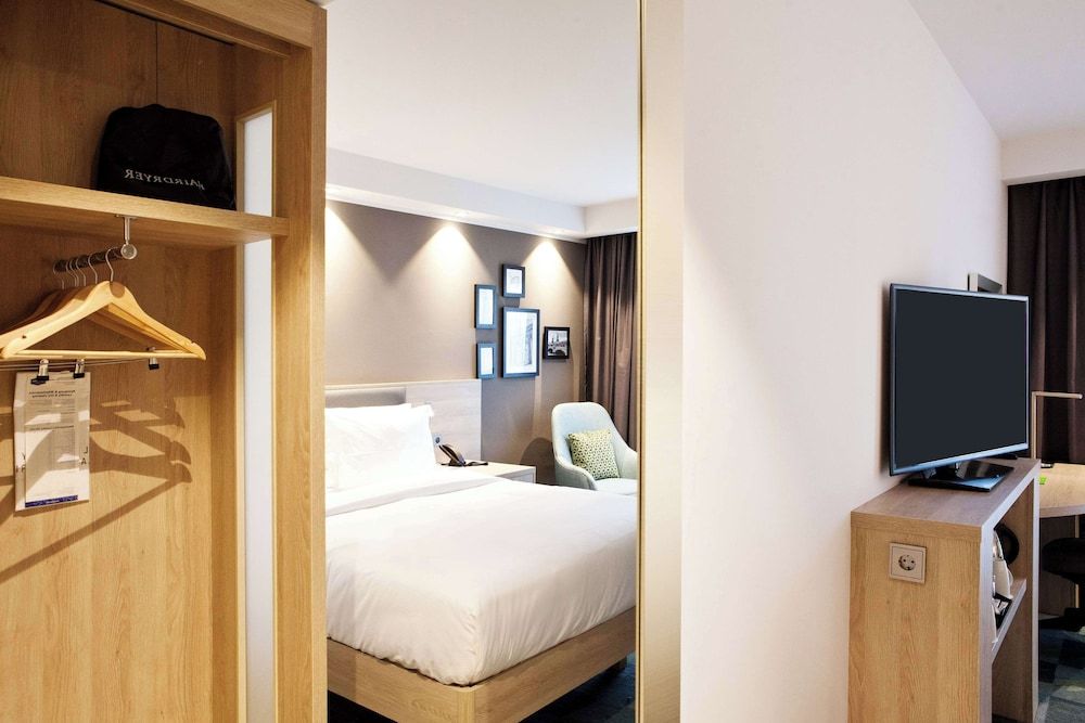 Hampton by Hilton Berlin City East Side Gallery Room, 1 Queen Bed, Accessible