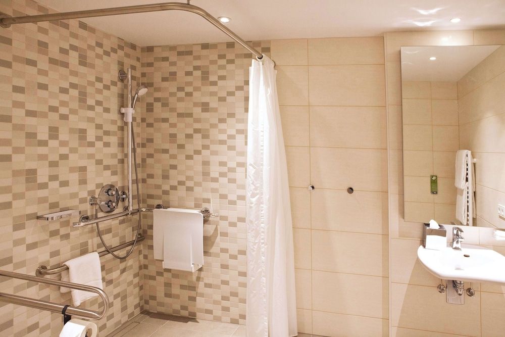 Hampton by Hilton Berlin City East Side Gallery Room, 1 Queen Bed, Accessible 5