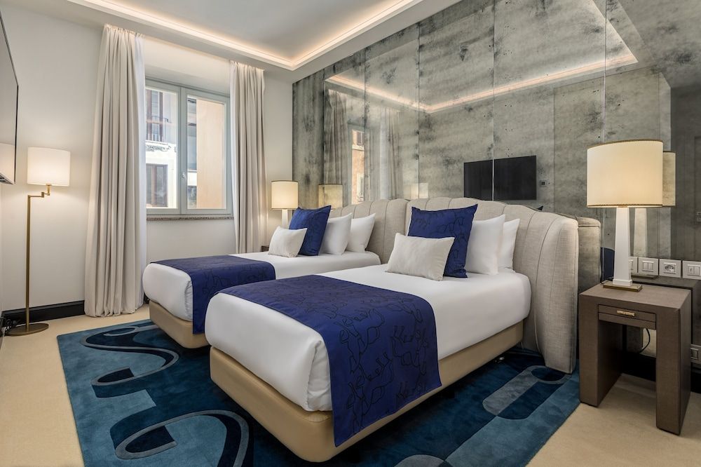 Room Mate Collection Filippo, Rome-Fontana di Trevi Superior Room 2