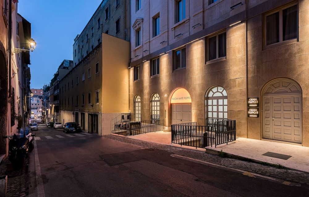 undefined Room Mate Collection Filippo, Rome-Fontana di Trevi 4