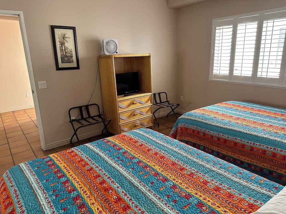 Family Quadruple Room, Multiple Beds, Non Smoking