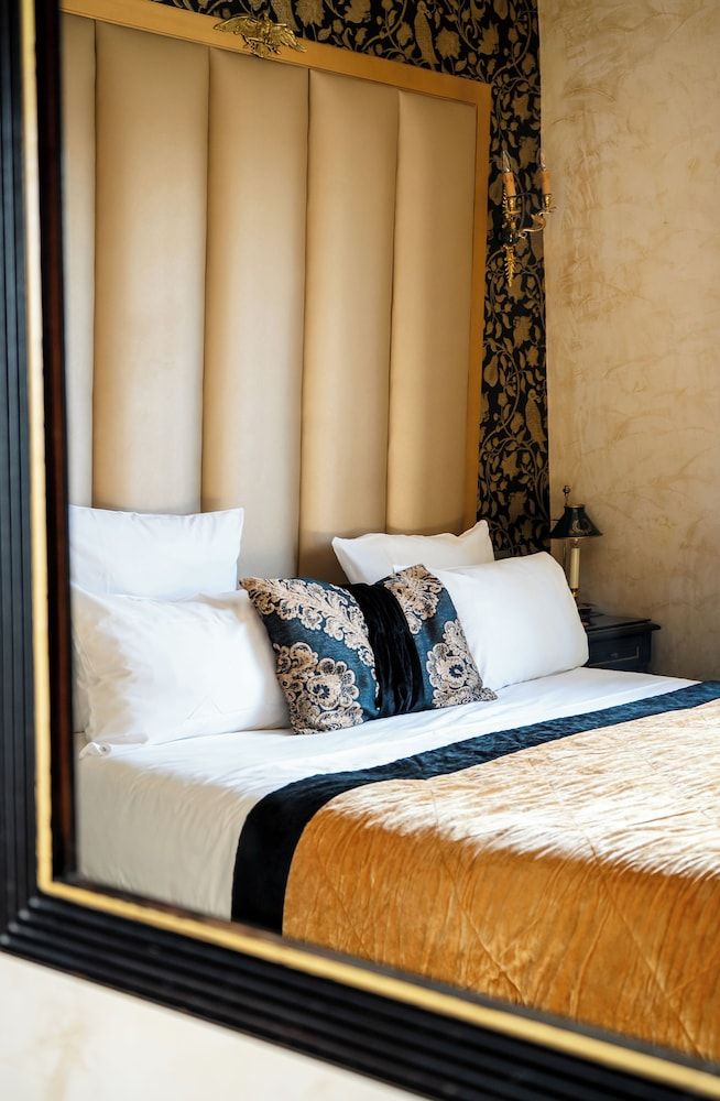 Hotel de L'Empereur - Malone Hotels Standard Double Room 3