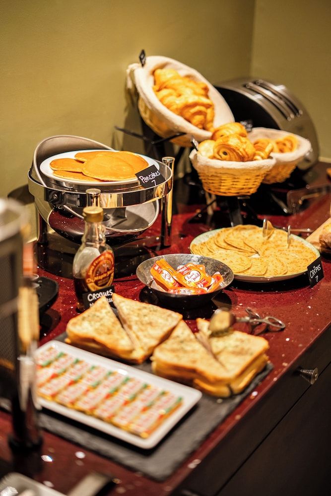 undefined Hotel de L'Empereur - Malone Hotels 9