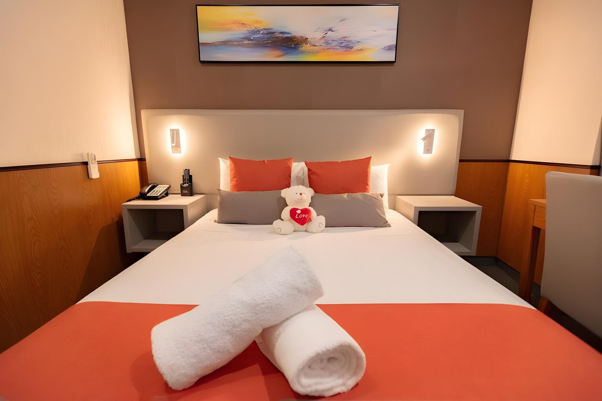 undefined YEHS Hotel Sydney QVB 4