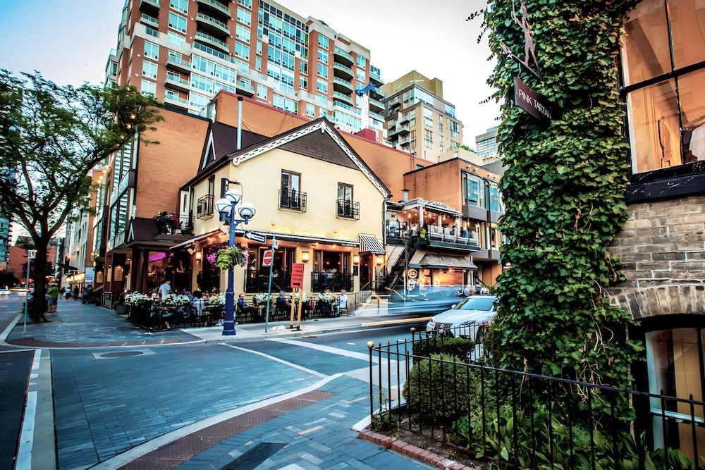 undefined Avalon Suites Yorkville 8