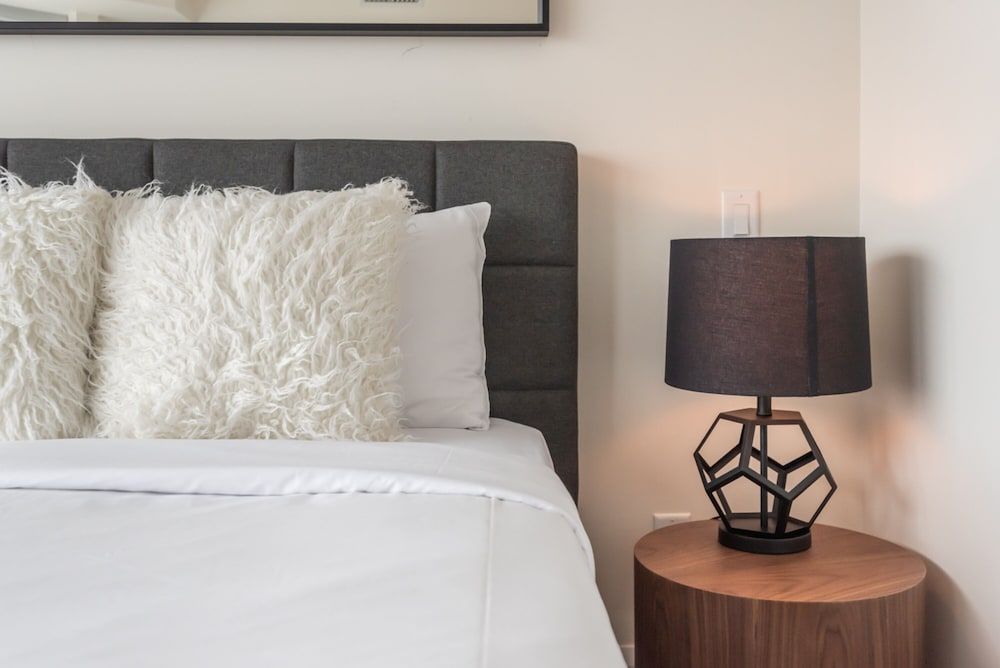 Avalon Suites Yorkville Panoramic Condo