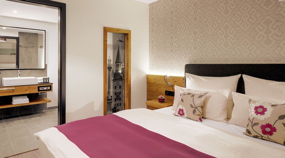 undefined Alpen Hotel München 9