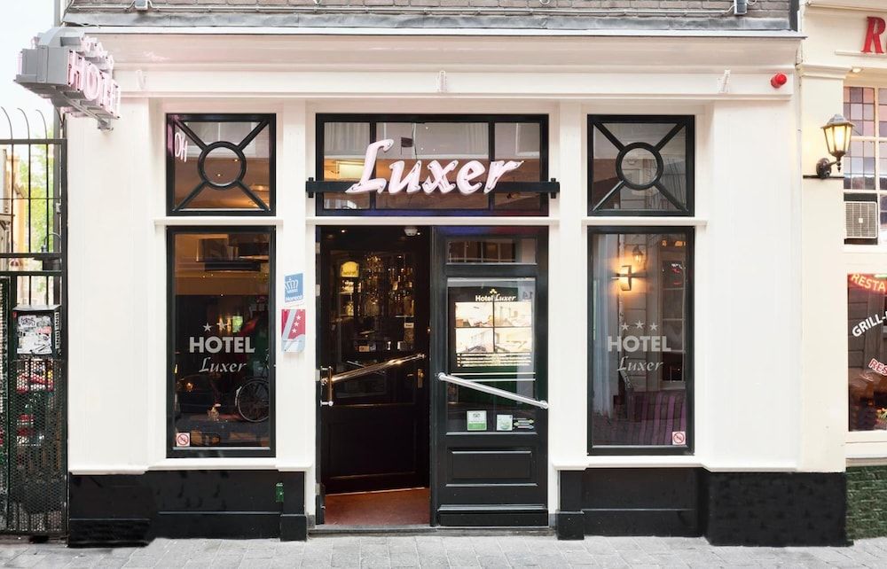 undefined Hotel Luxer 3
