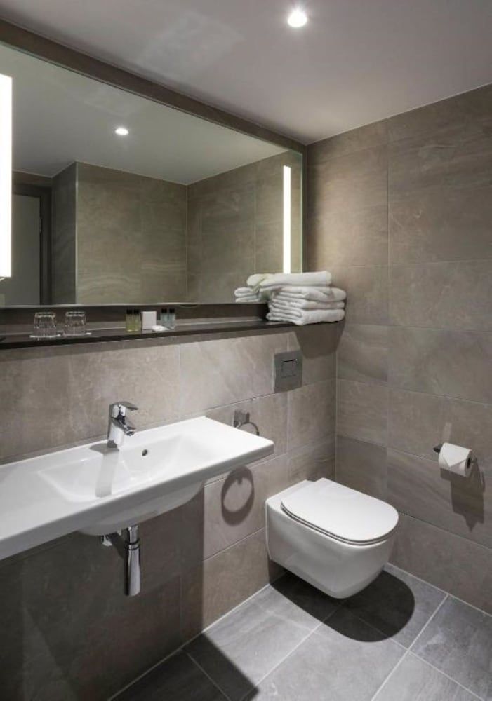 undefined Maldron Hotel Glasgow City 7