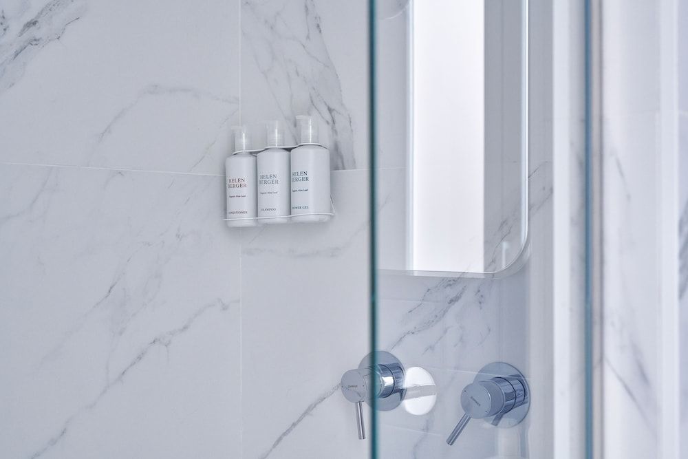 Hotel Helen Berger Double Room (2 Adults) 6