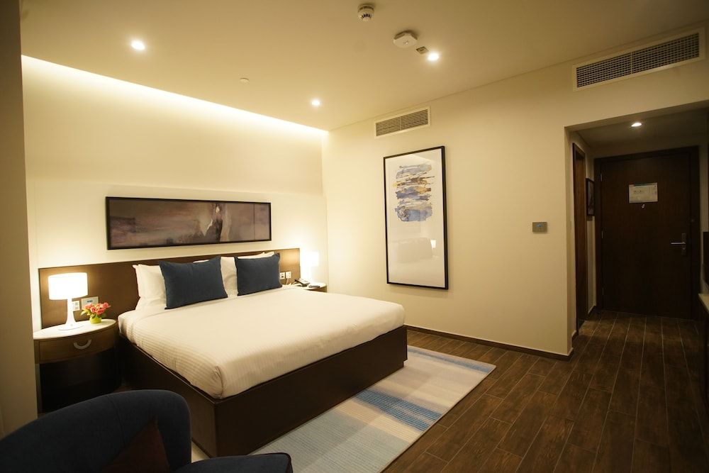 C - Hotel and Suites Doha 