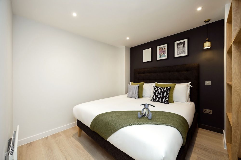 Wilde One-Bedroom Open-Plan