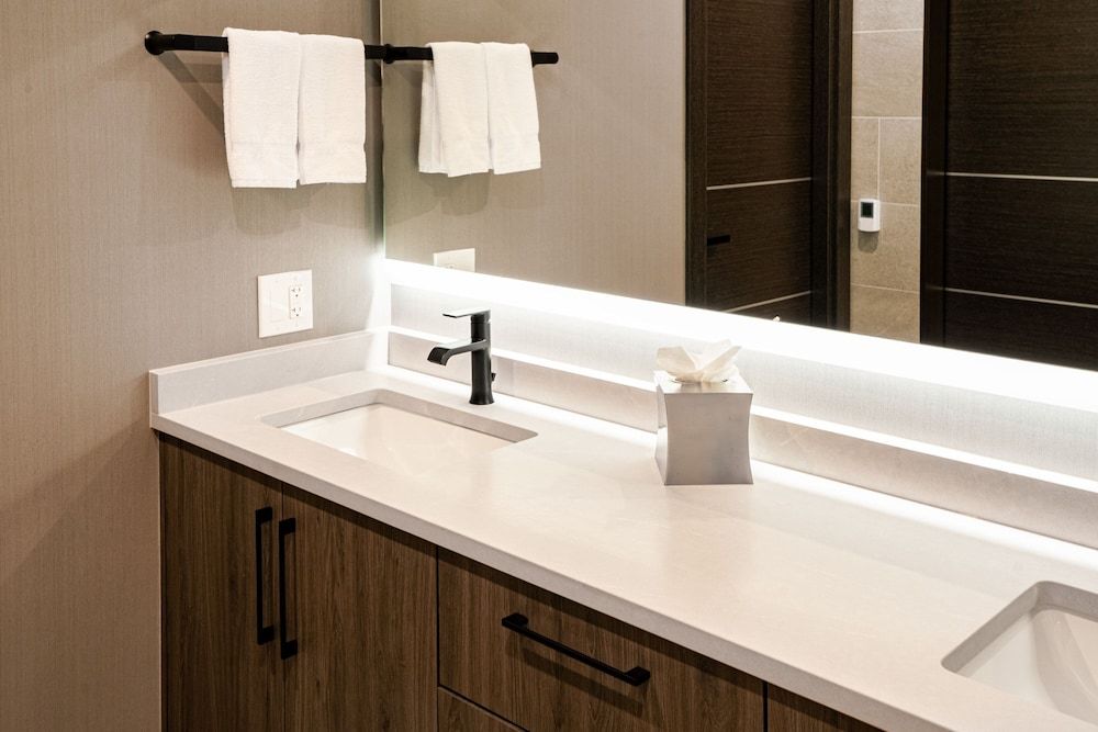 undefined SpringHill Suites by Marriott Chicago Chinatown 9