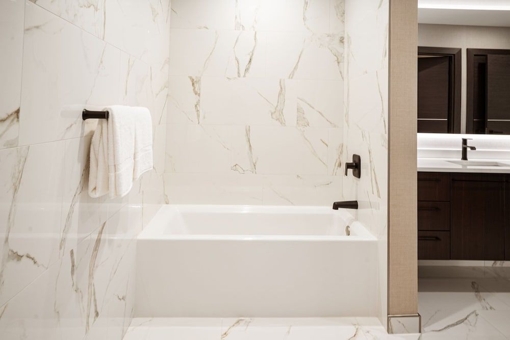 SpringHill Suites by Marriott Chicago Chinatown Suite, 1 King Bed, Non Smoking 5