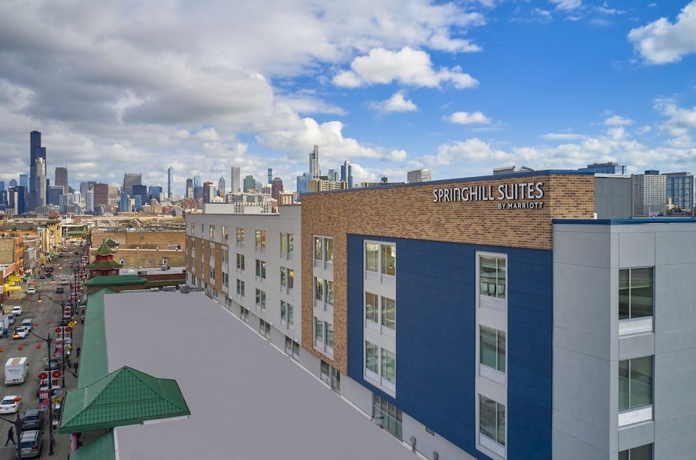 undefined SpringHill Suites by Marriott Chicago Chinatown 2