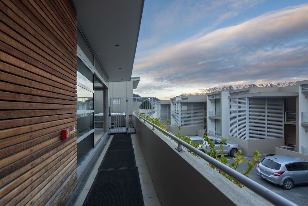 undefined Highview Apartments 4