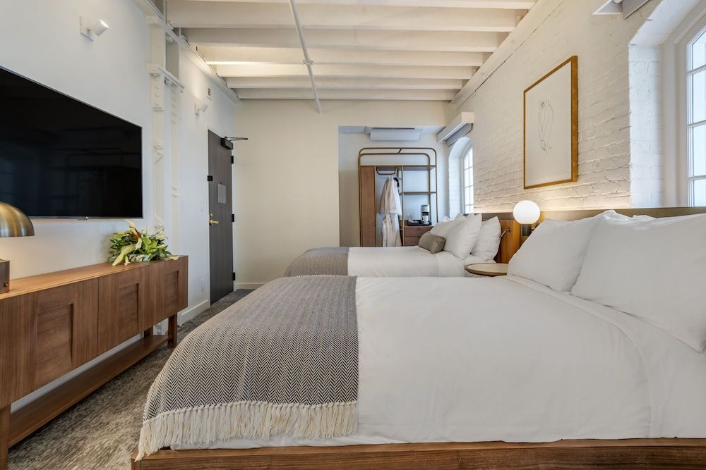 ONE11 Hotel Double Double 2