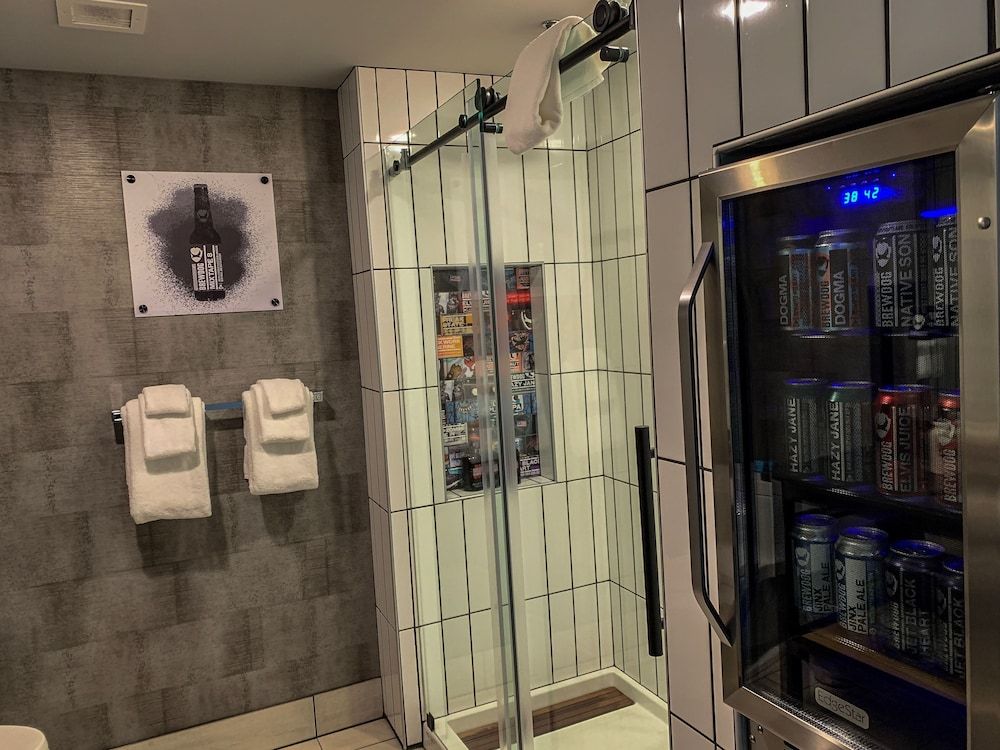 DogHouse Columbus Standard King 3