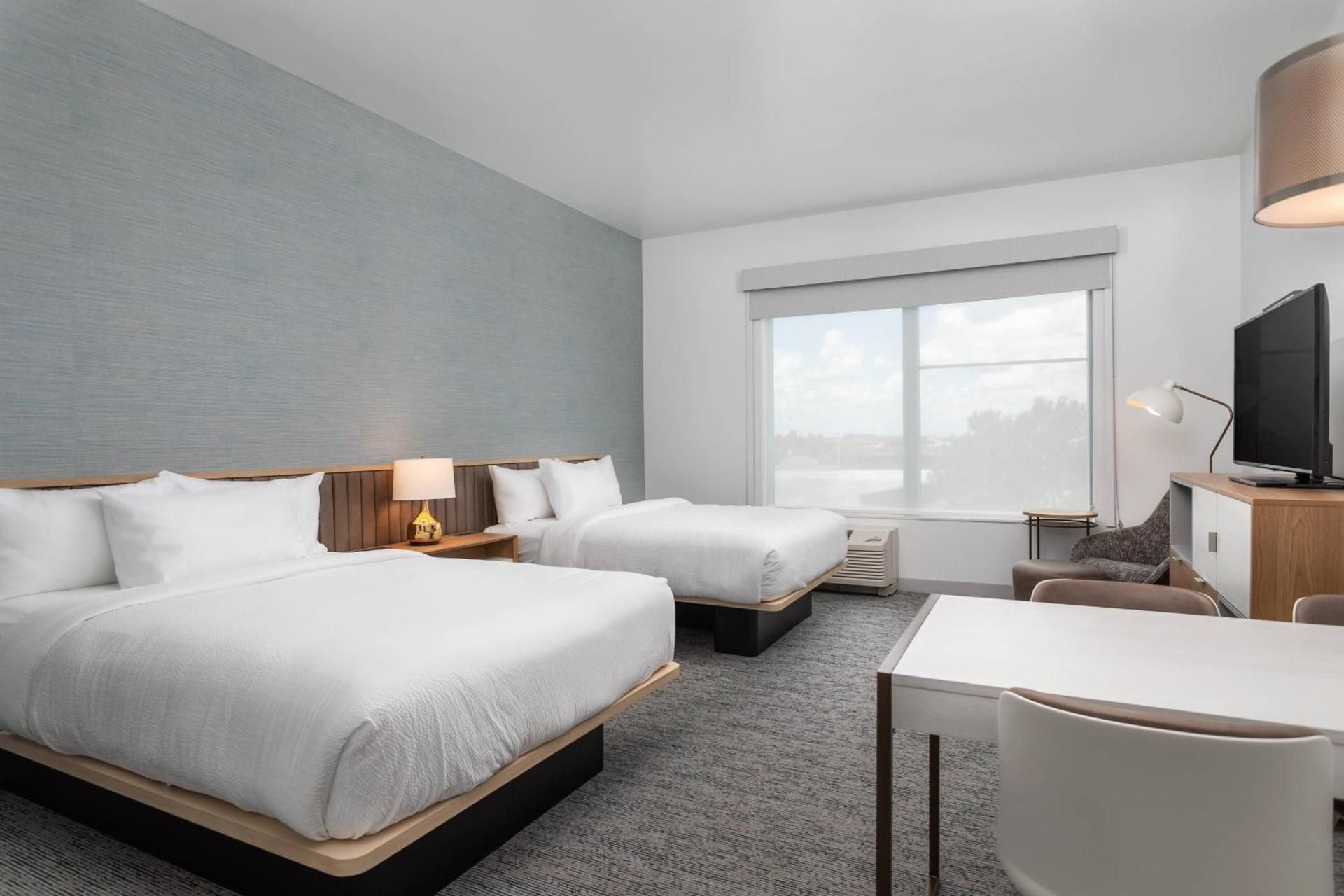 undefined TownePlace Suites by Marriott Orlando Southwest Near Universal 5