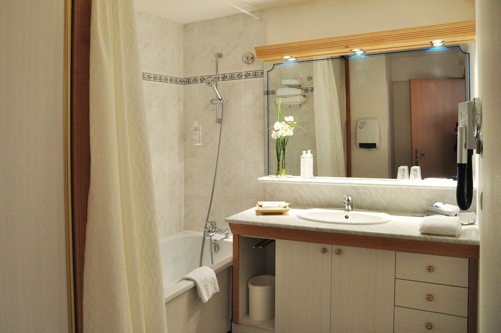 Business Suite, 2 Twin Beds
