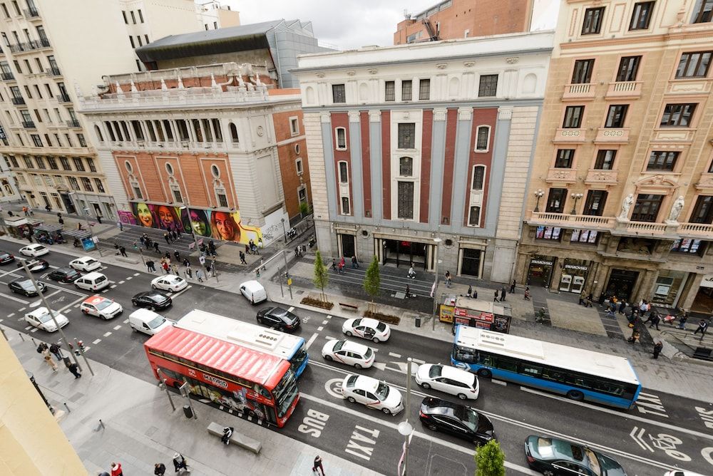 undefined SmartRental Collection Gran Via Centric 2