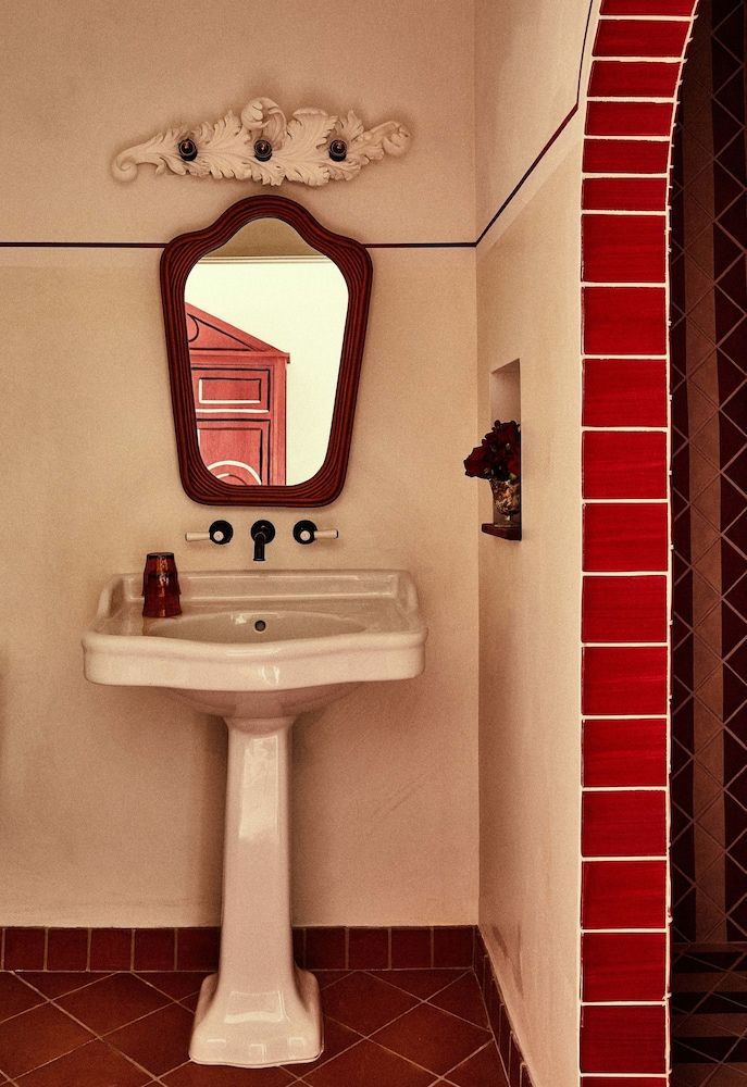 Hotel Peter and Paul, an Ash Hotel School House Grande Loft 4