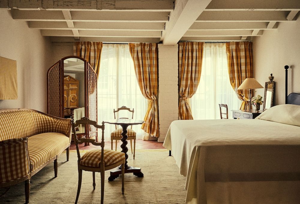 Hotel Peter and Paul, an Ash Hotel School House Classic 15