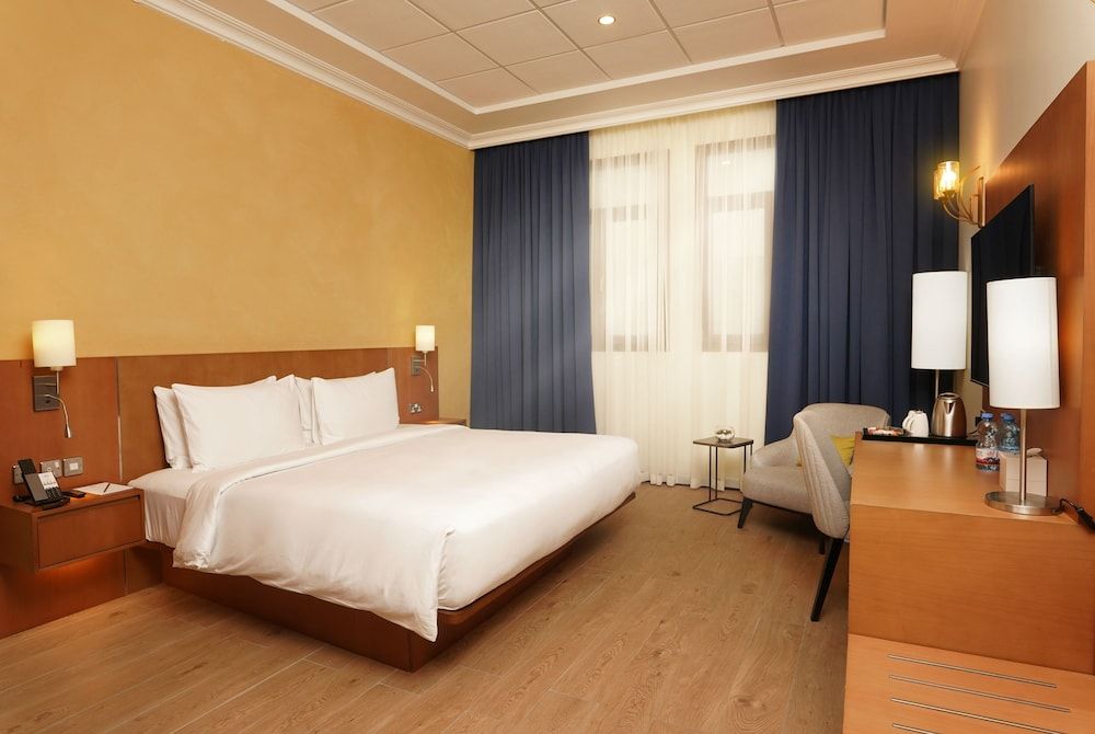 undefined La Maison Hotel Doha 10