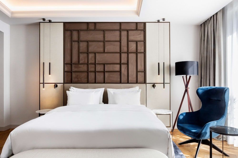Premium Room (Collection)