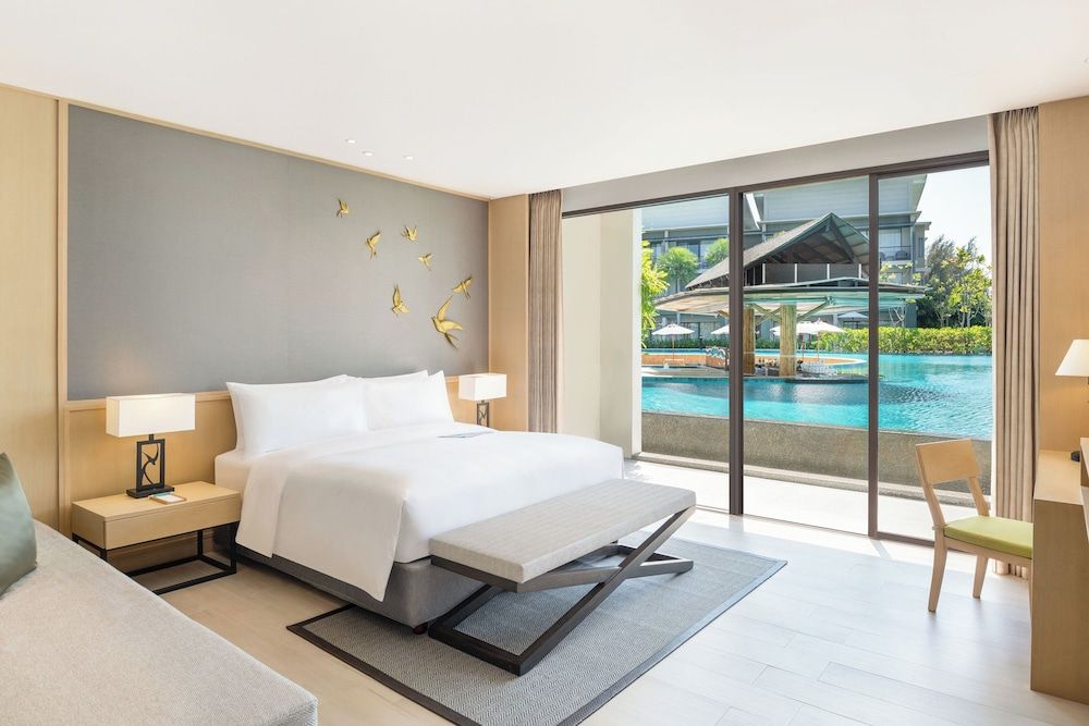 Le Méridien Khao Lak Resort & Spa — property photograph 3