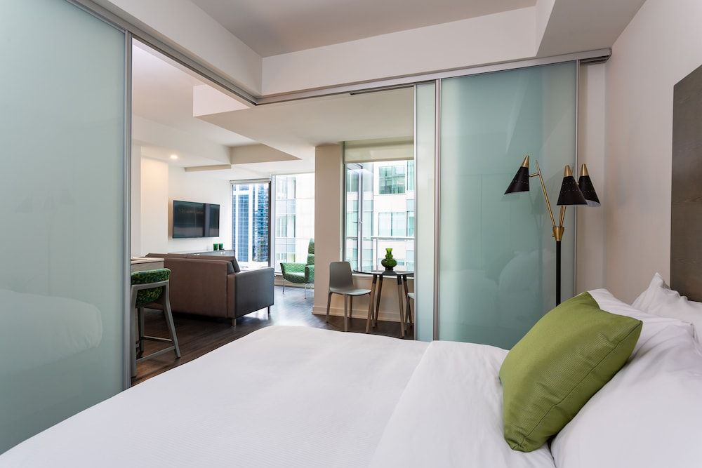 undefined reStays Ottawa 4