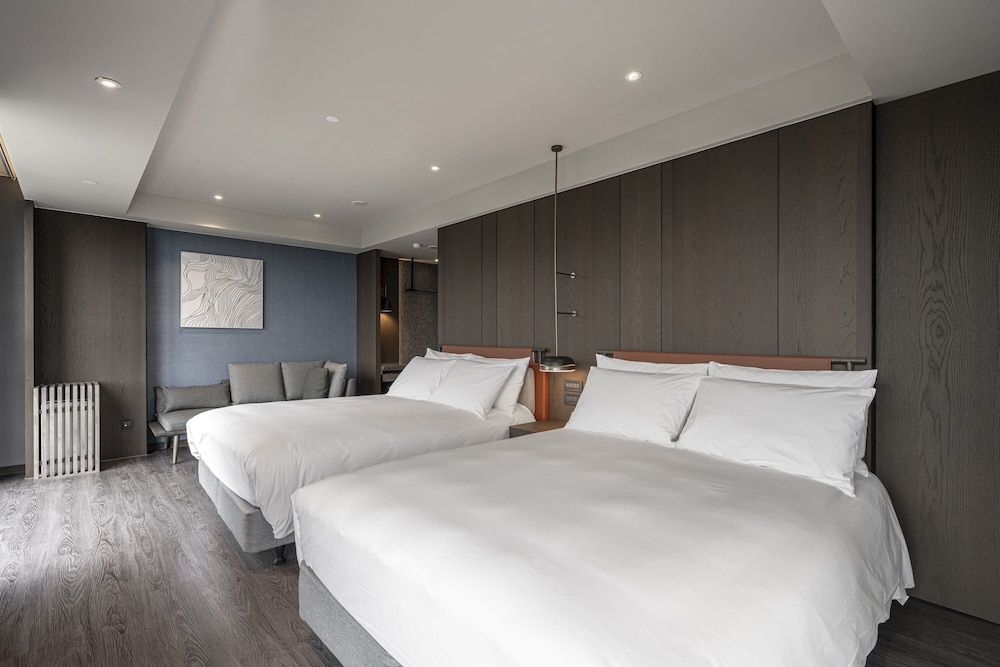 Building Serenity - Superior Family Junior Suite with Ocean View