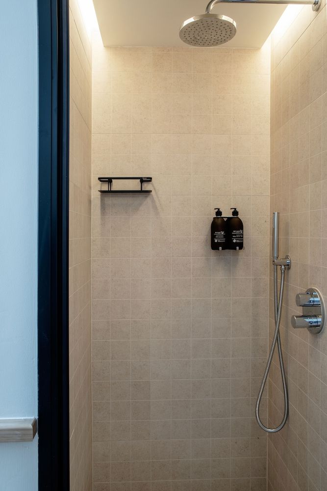 Wren Urban Nest Snug Nest 3