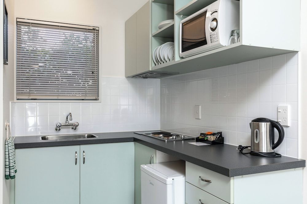 Jasmine Court Motel Family Apartment, 2 Bedrooms 3