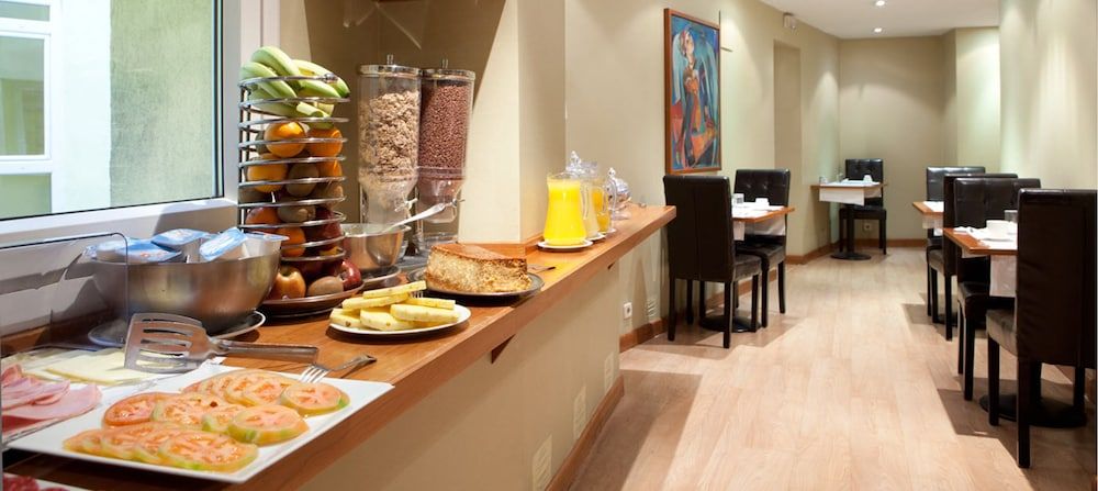 undefined Ateneo Hotel 4