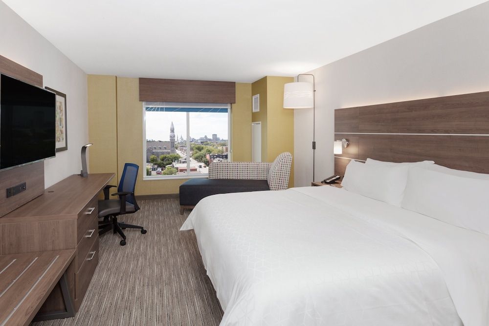 undefined Holiday Inn Express & Suites Downtown Ottawa East by IHG