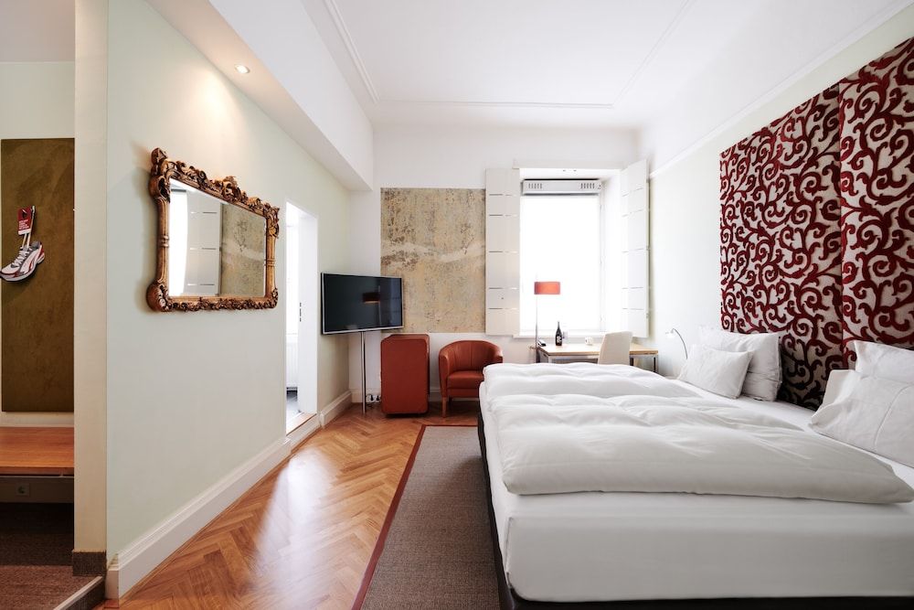 Hotel Weitzer Graz Classic Room 2