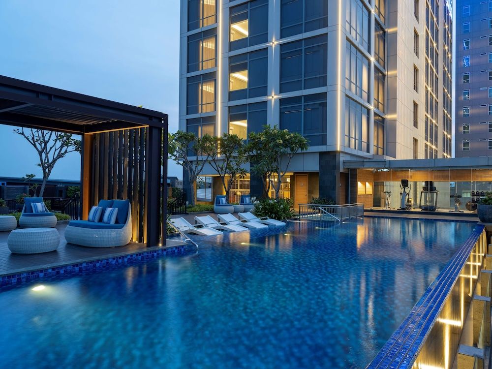 undefined Hilton Garden Inn Jakarta Taman Palem