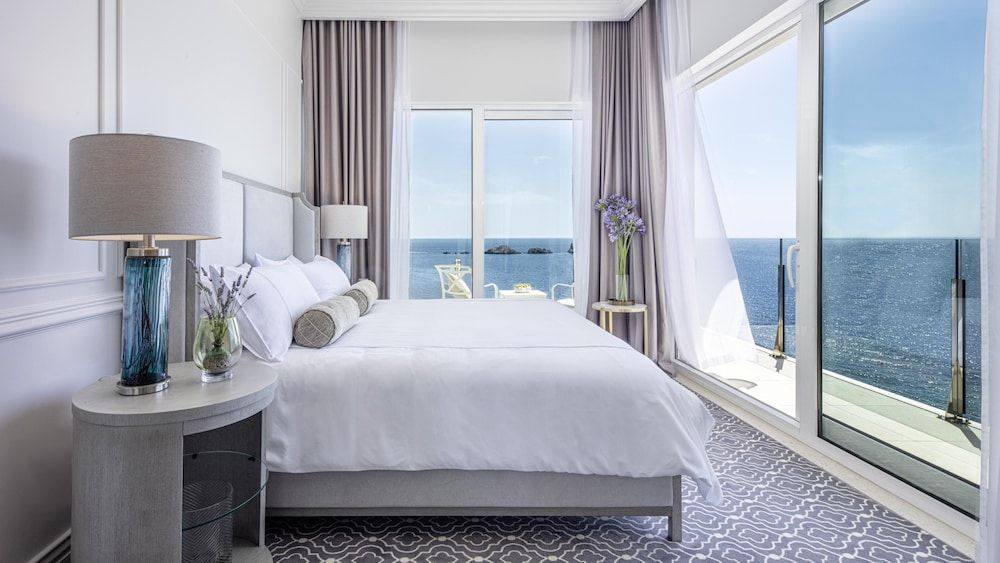 undefined Royal Palm Hotel 3