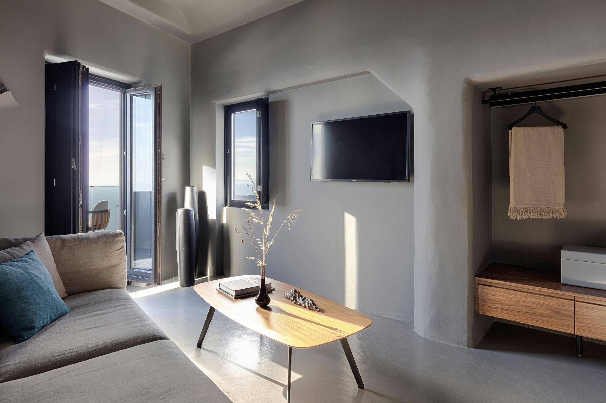 Kivotos Santorini - Preferred Hotels & Resorts Honeymoon Suite Sunset View with Hot Tub 9