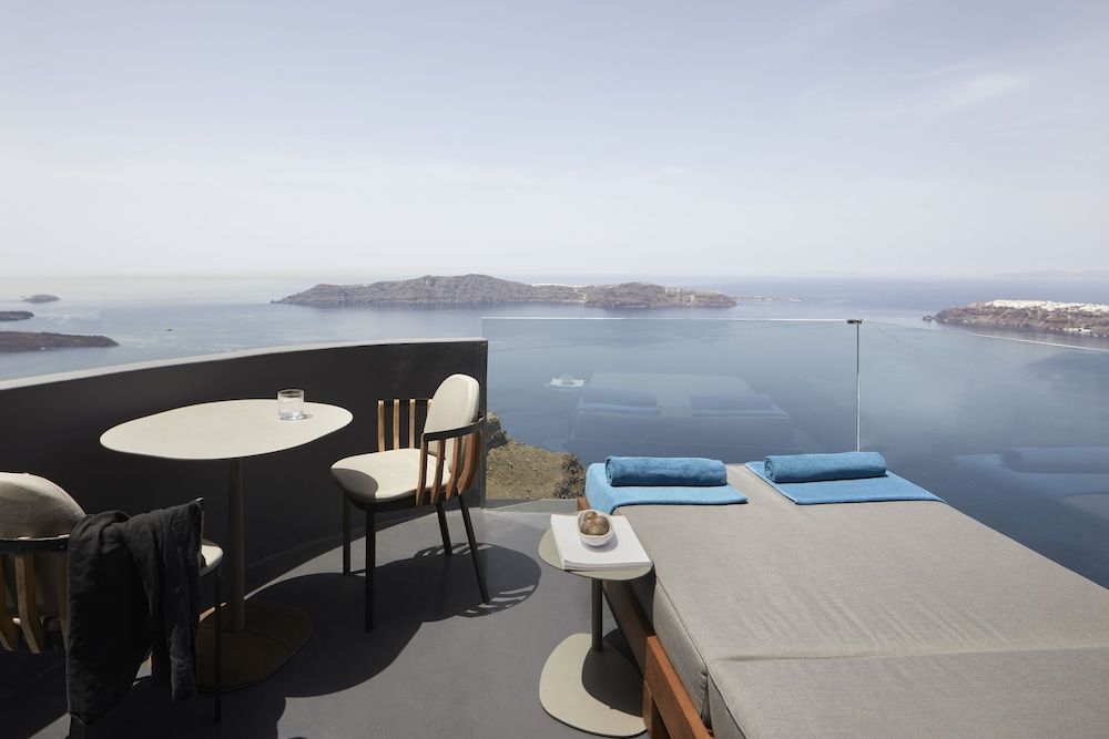 Kivotos Santorini - Preferred Hotels & Resorts Honeymoon Suite Sunset View with Hot Tub 3