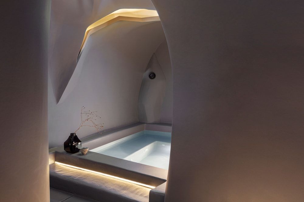 Kivotos Santorini - Preferred Hotels & Resorts Honeymoon Suite Sunset View with Hot Tub 5