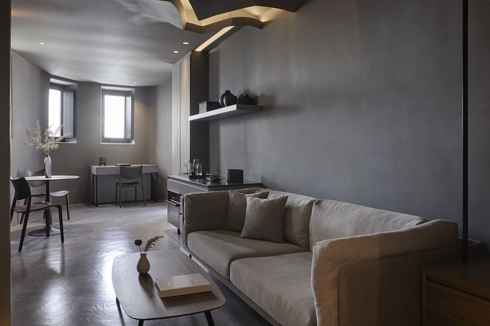 Kivotos Santorini - Preferred Hotels & Resorts Honeymoon Suite Sunset View with Hot Tub 6