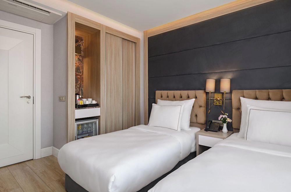 Gleam Bomonti Hotel Standard Twin Room